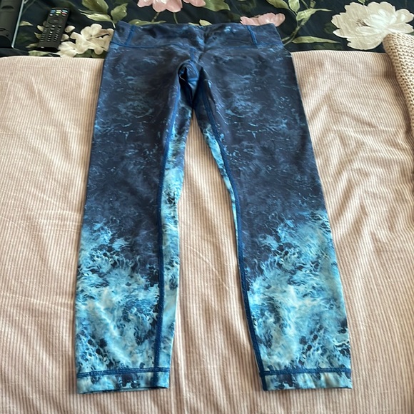 Lululemon leggings - Picture 1 of 4